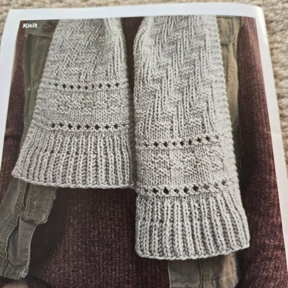 Annie's Hook & Needle Scarf Kit - Picture 5 of 6